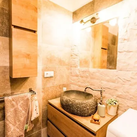 Apartment Mariola *